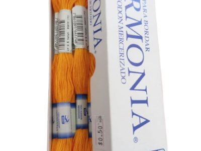 Hilo Pasa Para Bordar Madeja Color Mostaza — MKS Mercería